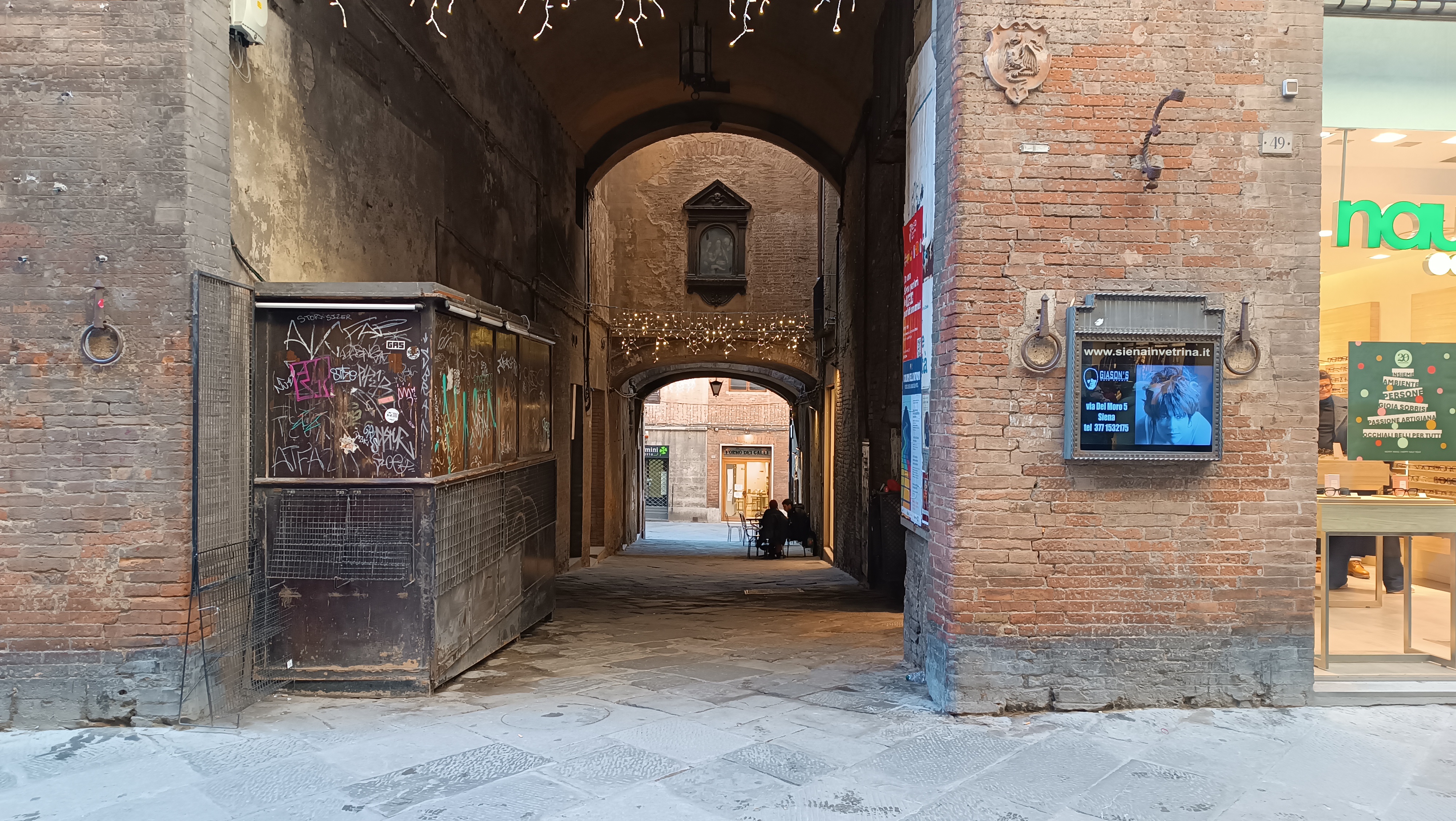 Siena, via Banchi di sopra